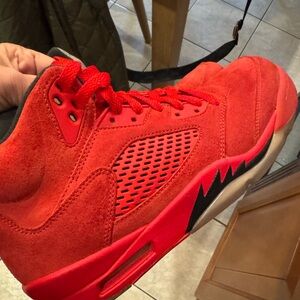 Nike Men's Air Jordan size 8 Red Suede High-Tops like new